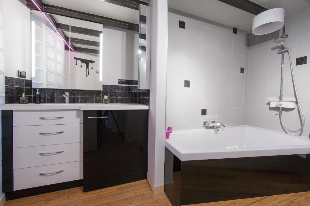 5 Stylish and Innovative Shower Remodeling Ideas - Houston Bathroom Remodeling 5 Stylish and Innovative Shower Remodeling Ideas - Houston Bathroom Remodeling