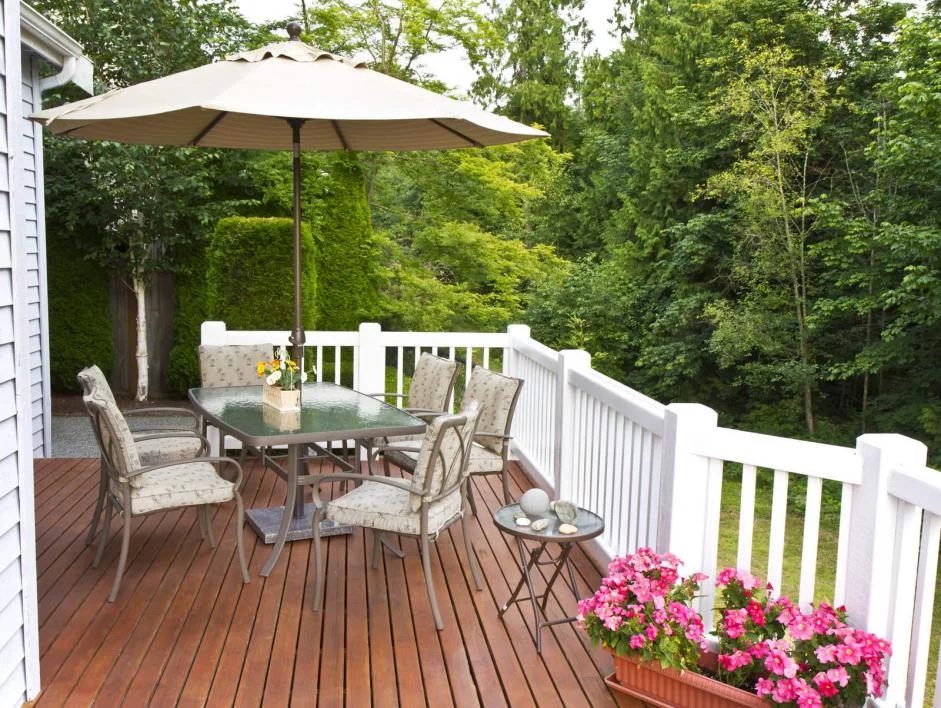 ubt-outdoor-patio